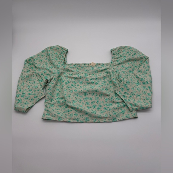 Levi's Tops - Levi's Women's Yvie Puff 3/4 Sleeve Cropped Blouse - Electric Green Floral NWT